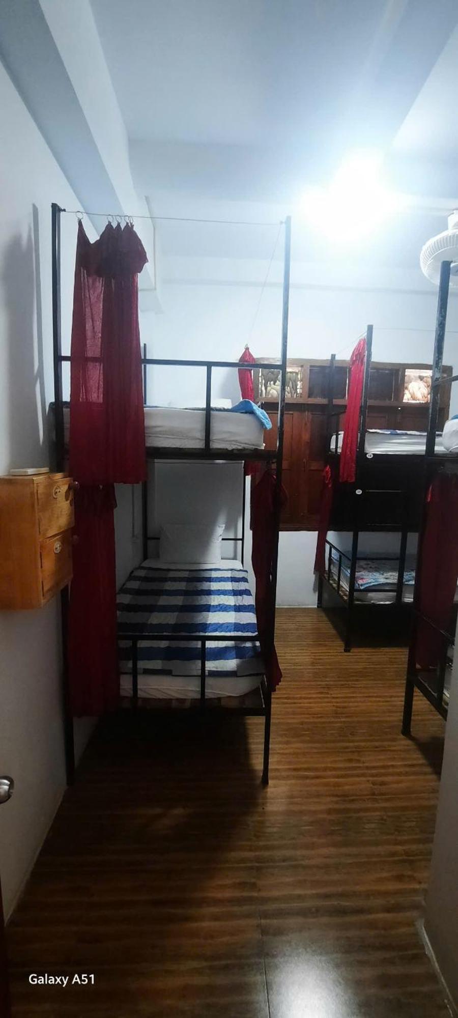 Aurora Backpackers Hostel Luang Prabang Exterior photo