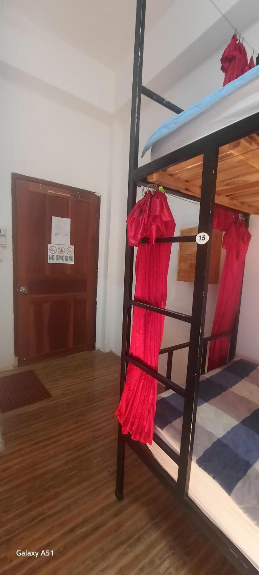 Aurora Backpackers Hostel Luang Prabang Exterior photo